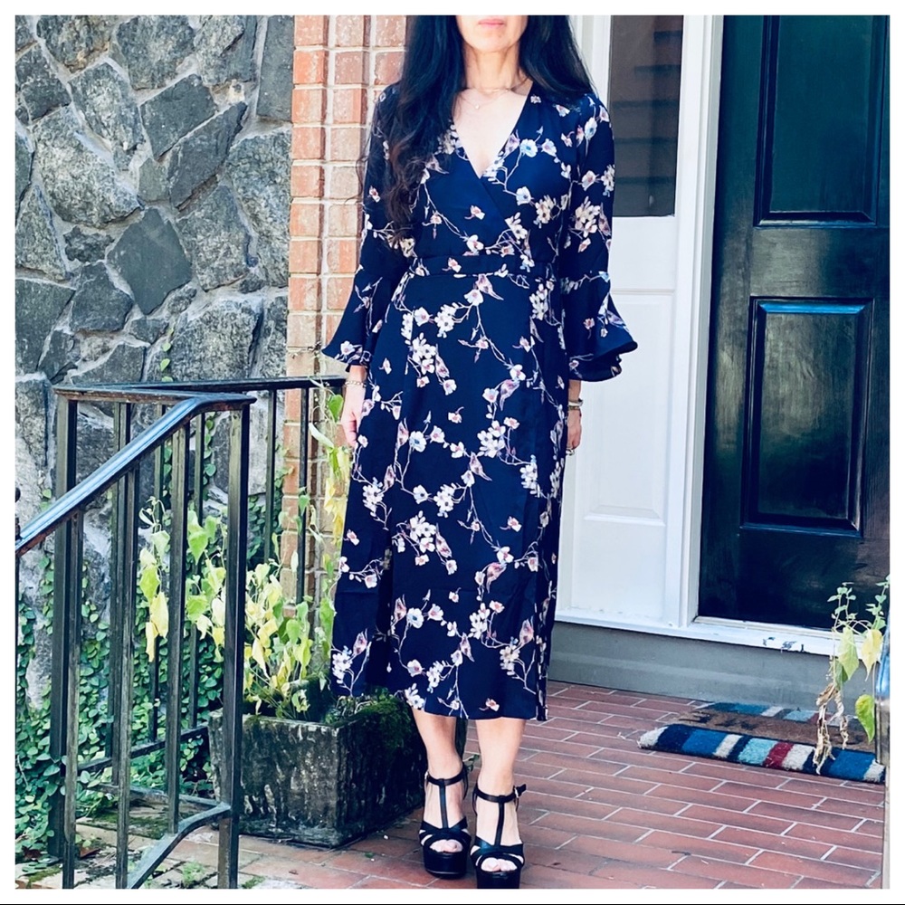 BEAUTIFUL FLORAL PRINT MIDI DRESS - Picture 5 of 9